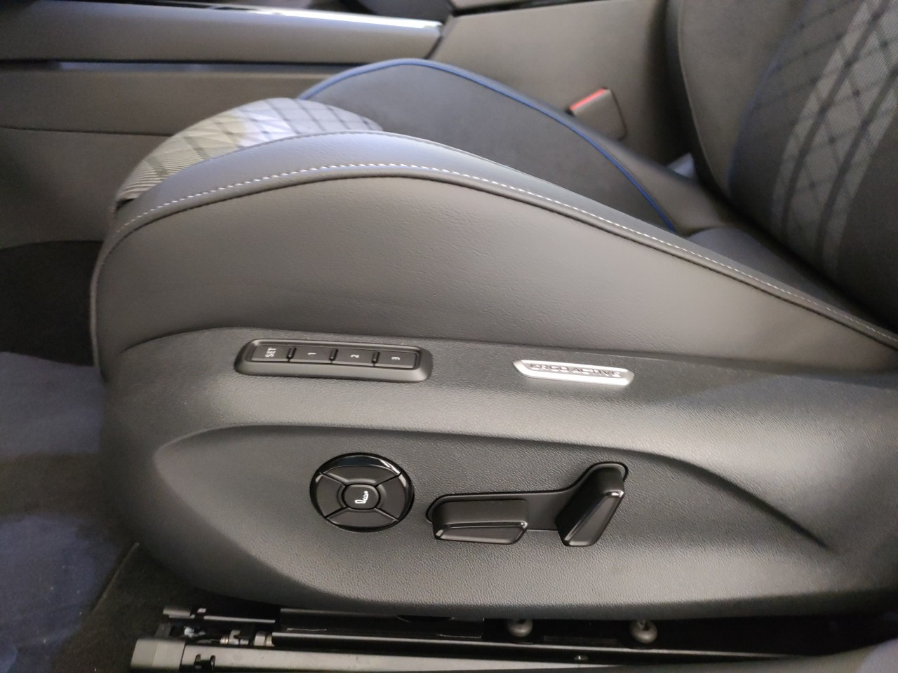 Volkswagen Passat KM0 2026 Passat Porto Mantovano