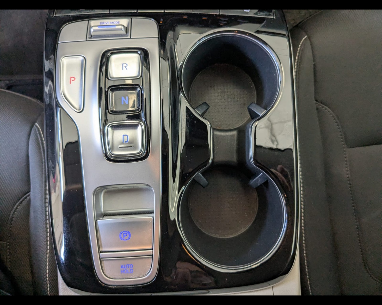Foto HYUNDAI Tucson 1.6 hev Exellence 2wd auto