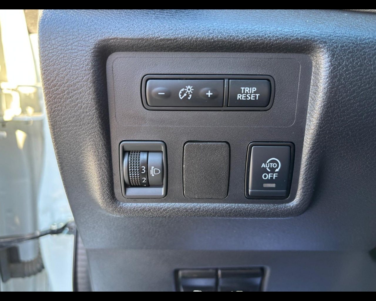 Foto NISSAN Micra 1.0 ig-t N-Design 92cv