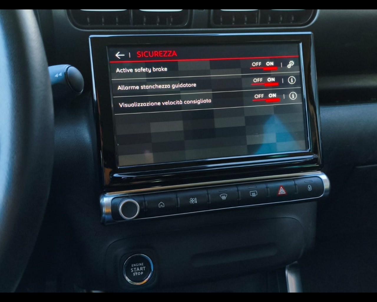 Foto CITROEN C3 Aircross 1.5 bluehdi Shine Pack s&s 110cv