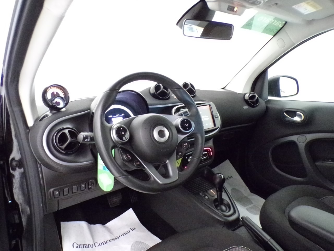 smart fortwo fortwo 22kW EQ Passion - 11