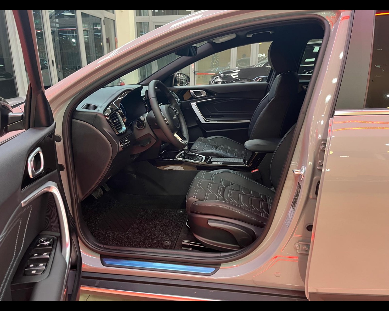 Foto KIA XCEED MY26 1.0 T-GDI MH DCT SPEC ED