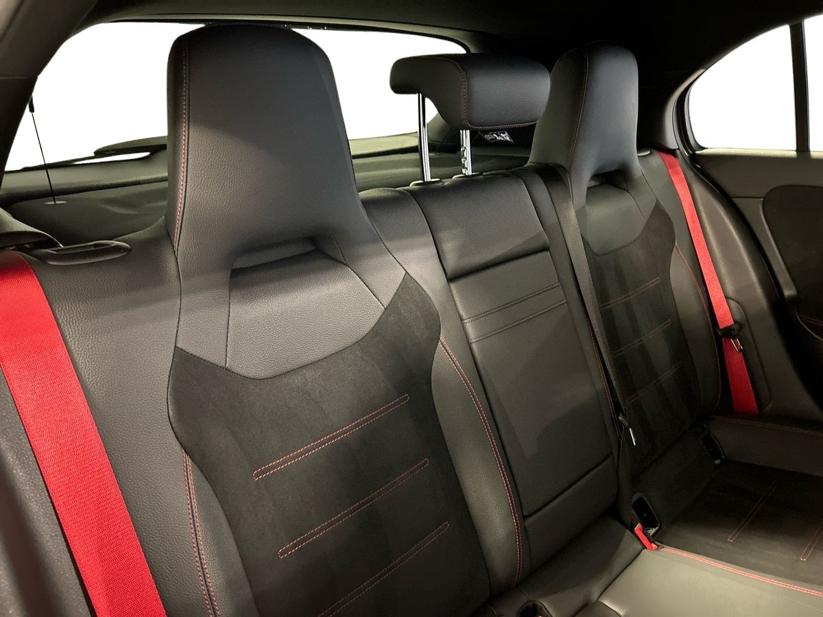Mercedes-AMG Classe A 35 AMG Premium Plus AMG Line 4Matic 7G-DCT - 16