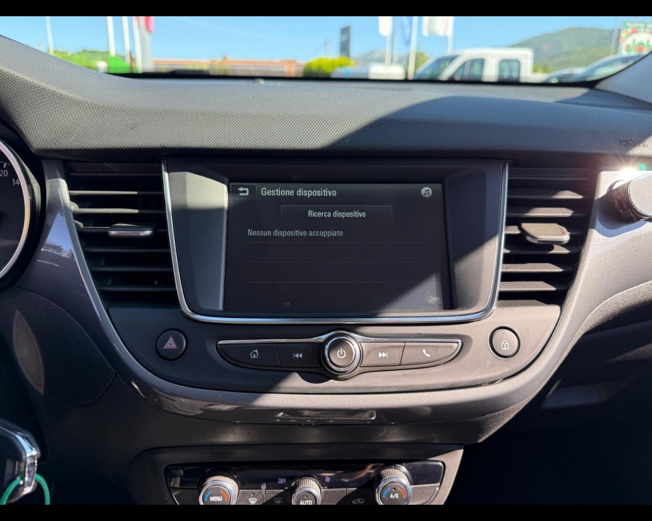 Foto OPEL Crossland 1.2 Elegance s&s 110cv