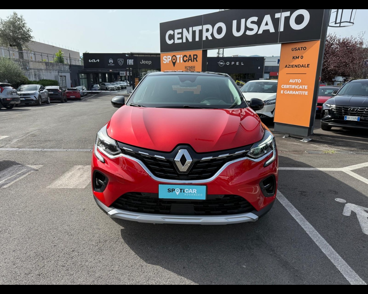 Foto RENAULT Captur 1.6 E-Tech hybrid Intens 145cv auto