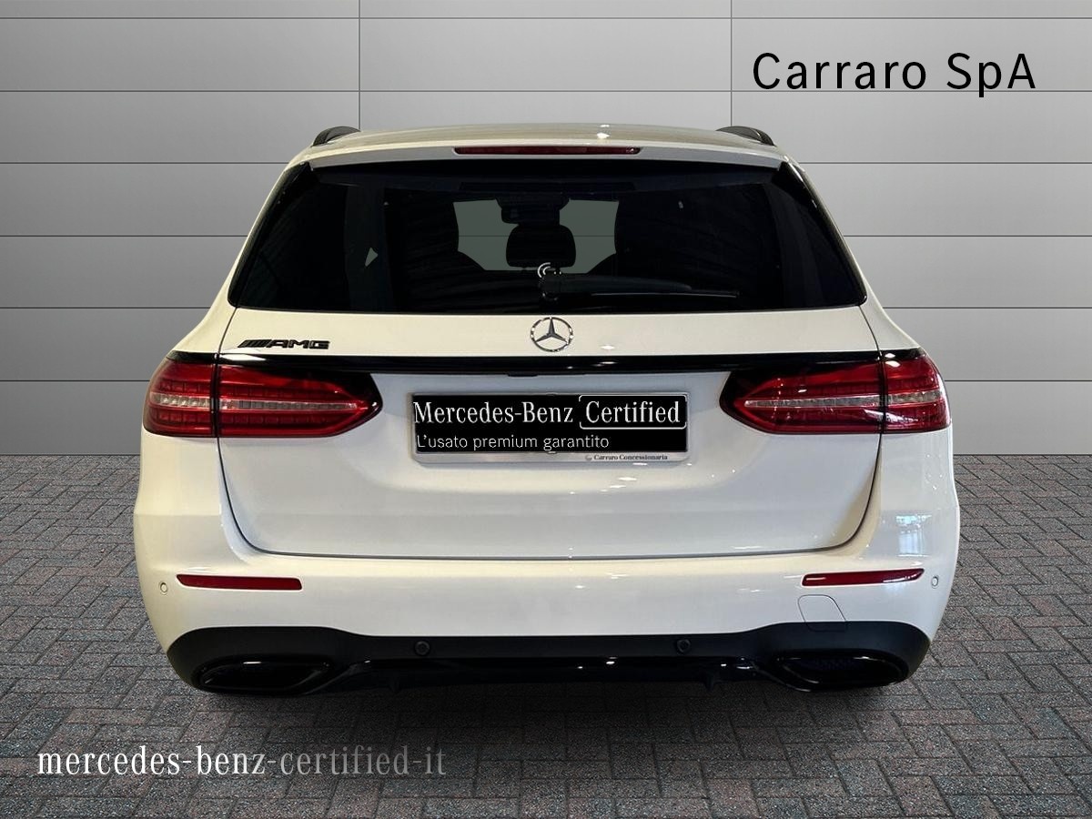 Mercedes Classe E Station Wagon Classe E Station Wagon 220 d Mild hybrid Premium AMG Line Night Edition 4Matic 9G-Tronic Plus - 4
