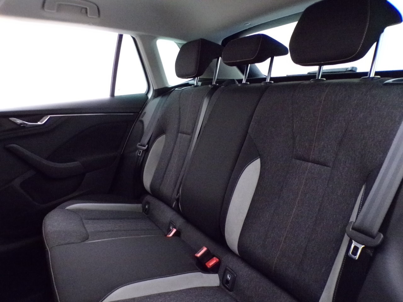 Skoda Kamiq Kamiq 1.0 G-Tec 90cv Style - 13