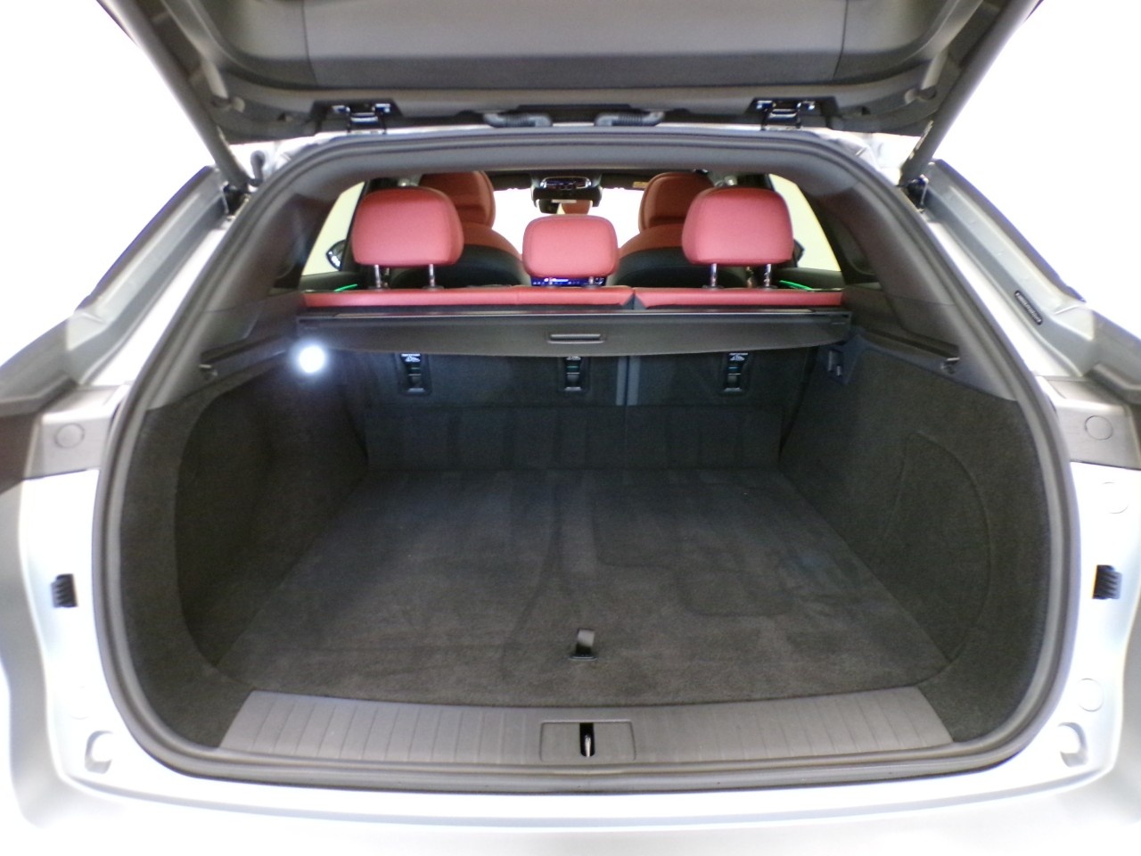 Omoda  Omoda 9 1.5 TGDi plug-in SHS Premium i-AWD DHT3 - 9