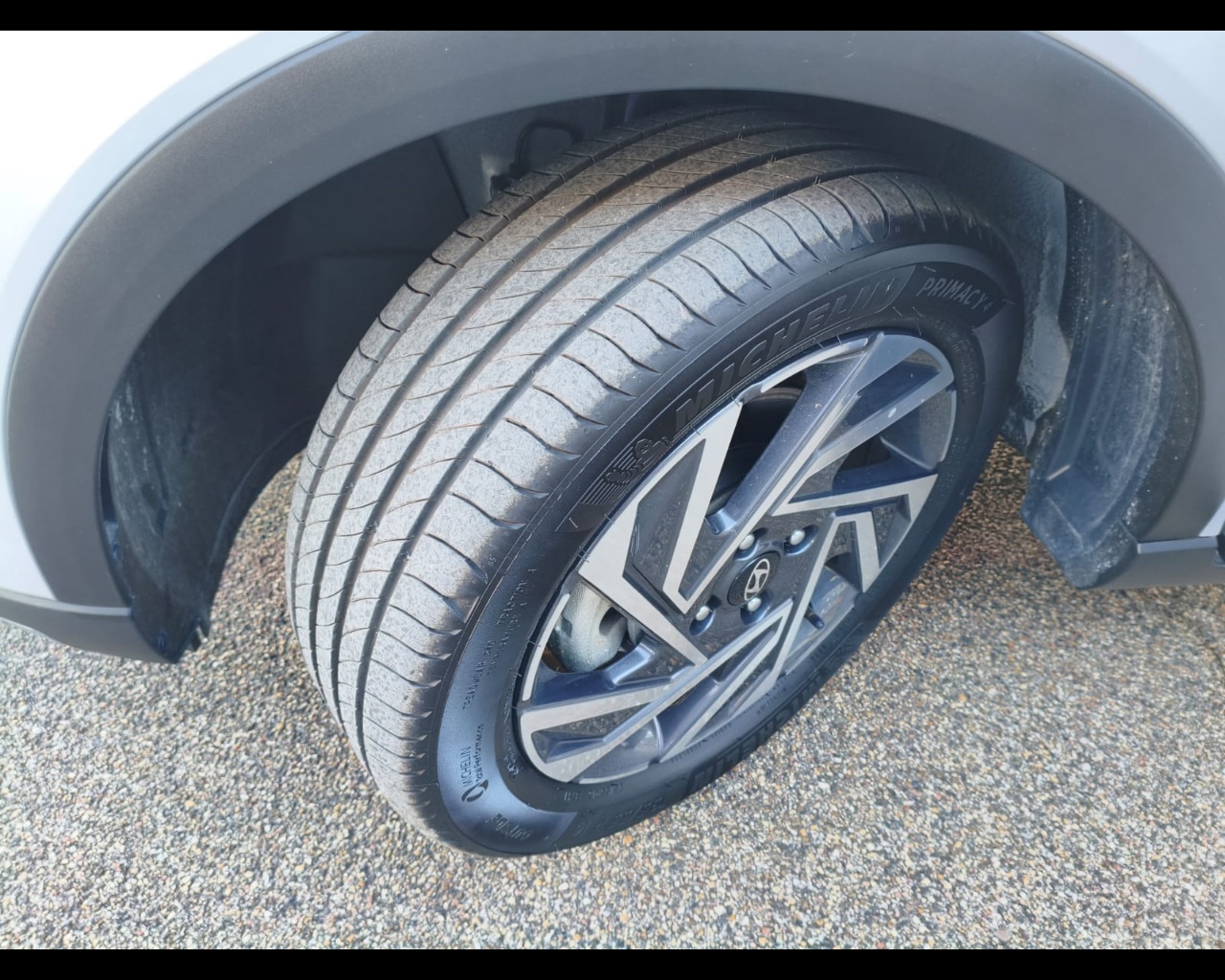 Foto HYUNDAI BAYON PE 1.0T XLINE