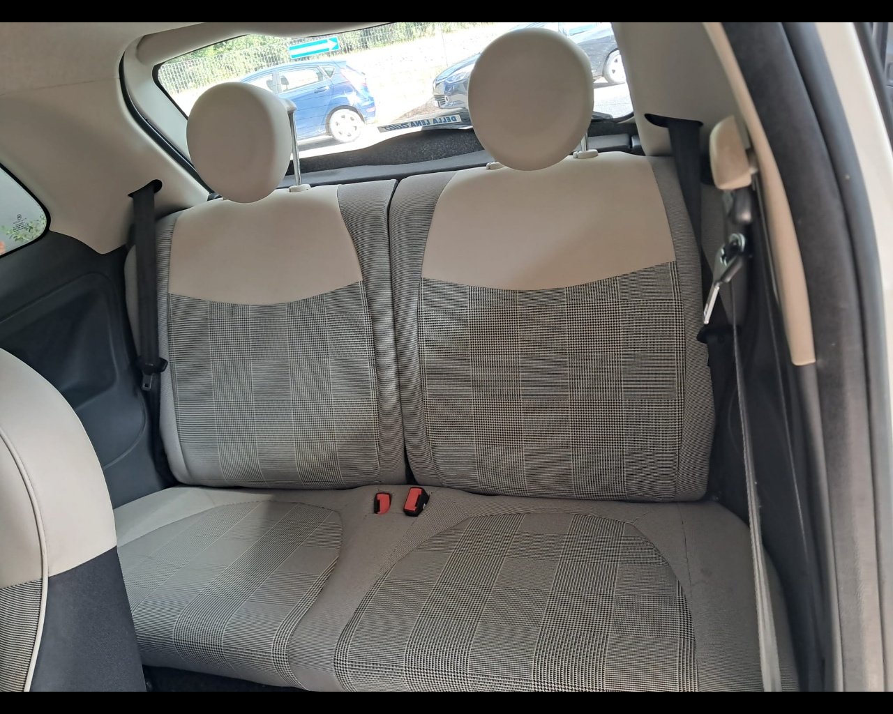 Foto FIAT 500 1.2 Lounge 69cv E6
