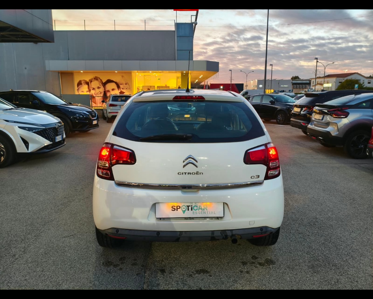 Foto CITROEN C3 1.2 puretech Feel edition 82cv