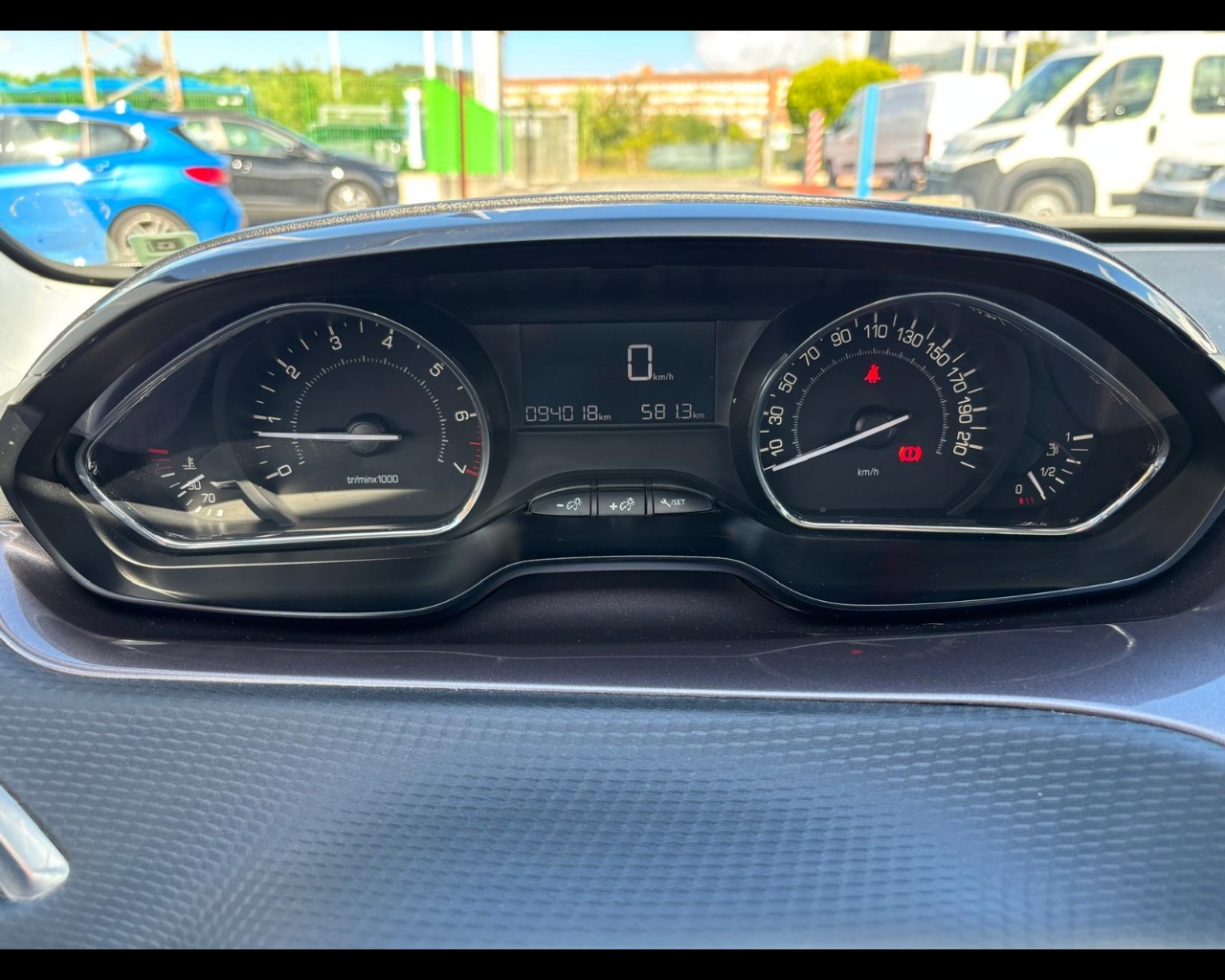 Foto PEUGEOT 2008 1.2 puretech (vti) 12v Allure 82cv