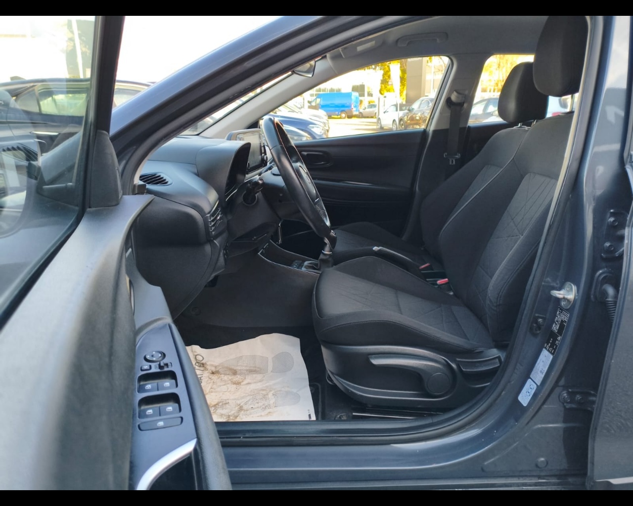 Foto HYUNDAI Bayon 1.0 t-gdi 48V Xline imt