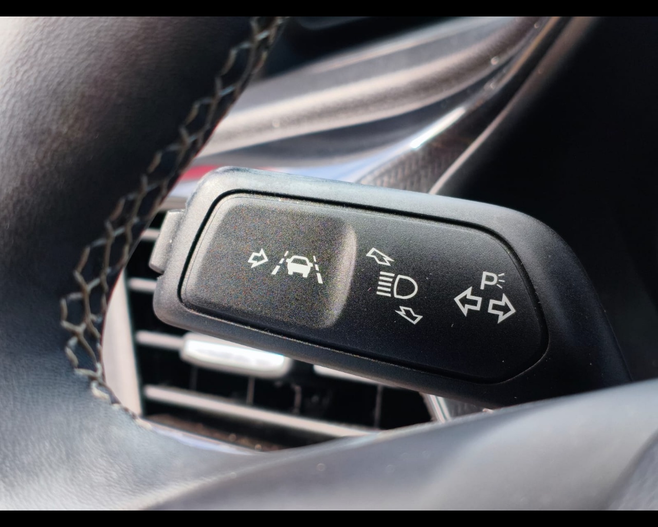 Foto FORD Puma 1.0 ecoboost h Titanium Design s&s 125cv