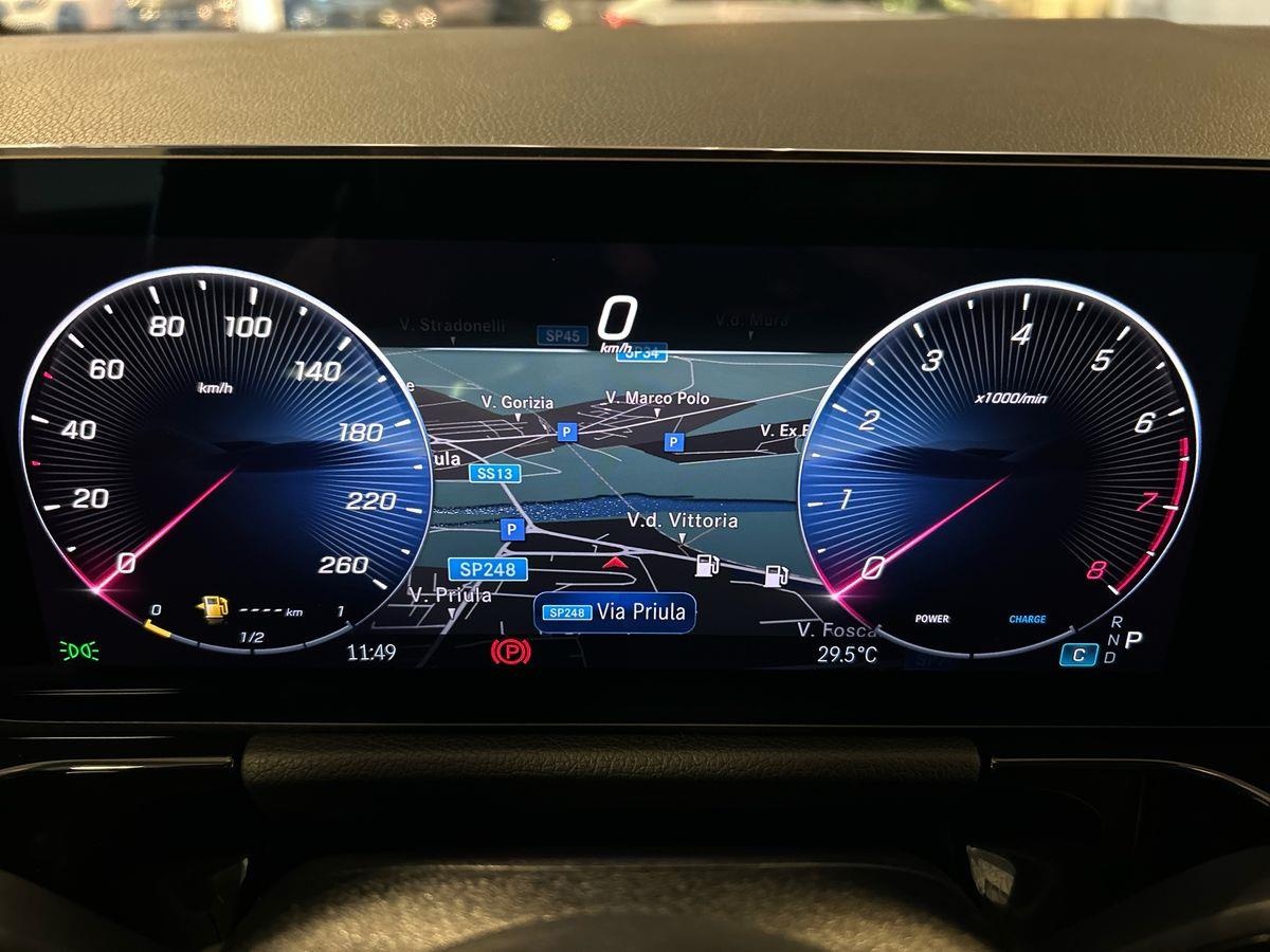 Mercedes  GLA 180 Progressive Advanced 7G-DCT - 13