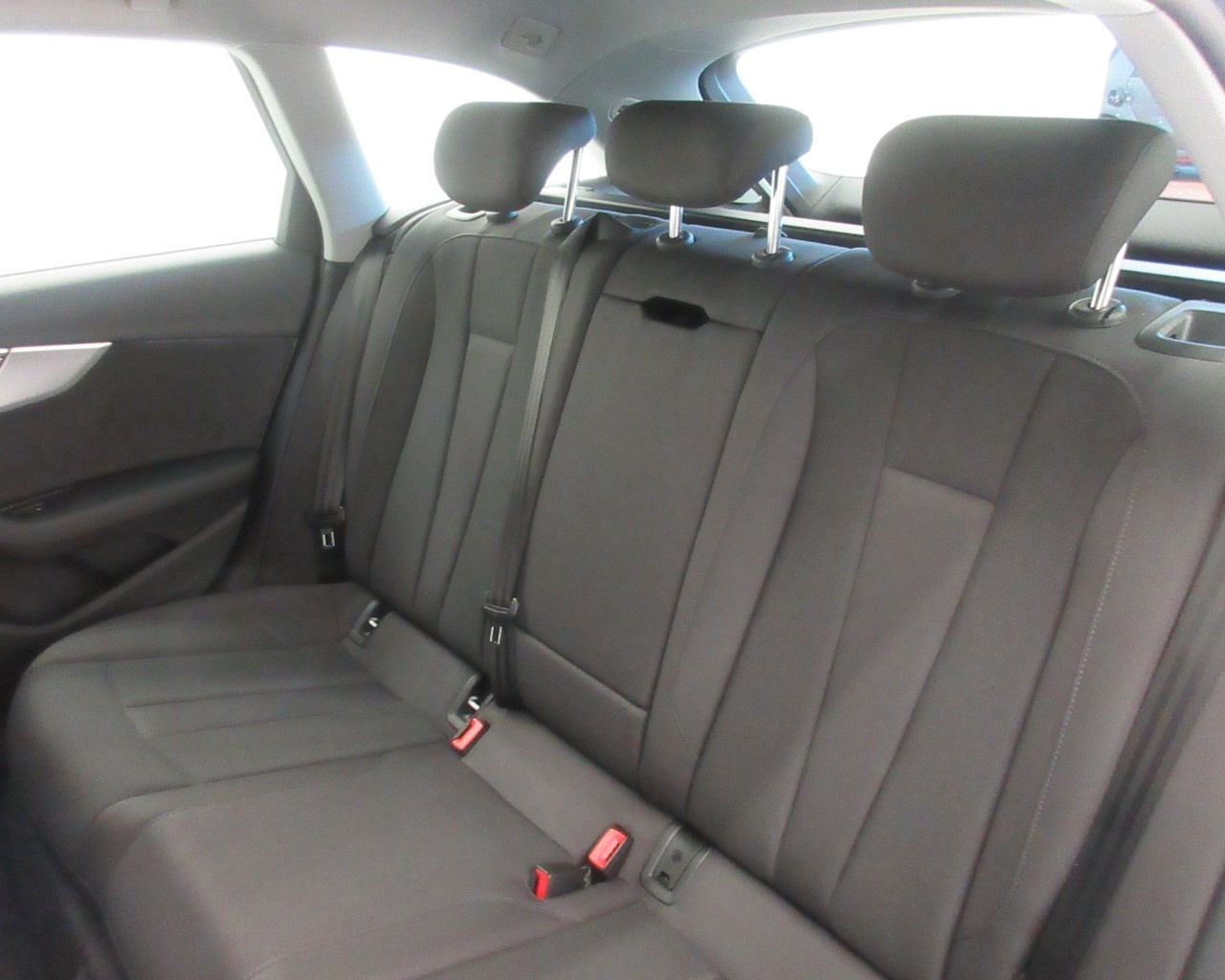 Audi A4 A4 Avant 2.0 TFSI g-tron 170cv Business Sport - 13