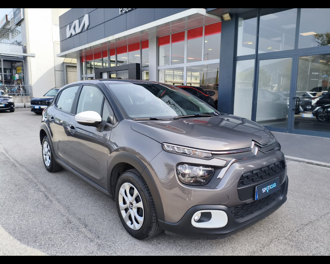 Foto CITROEN C3 1.2 puretech You! s&s 83cv