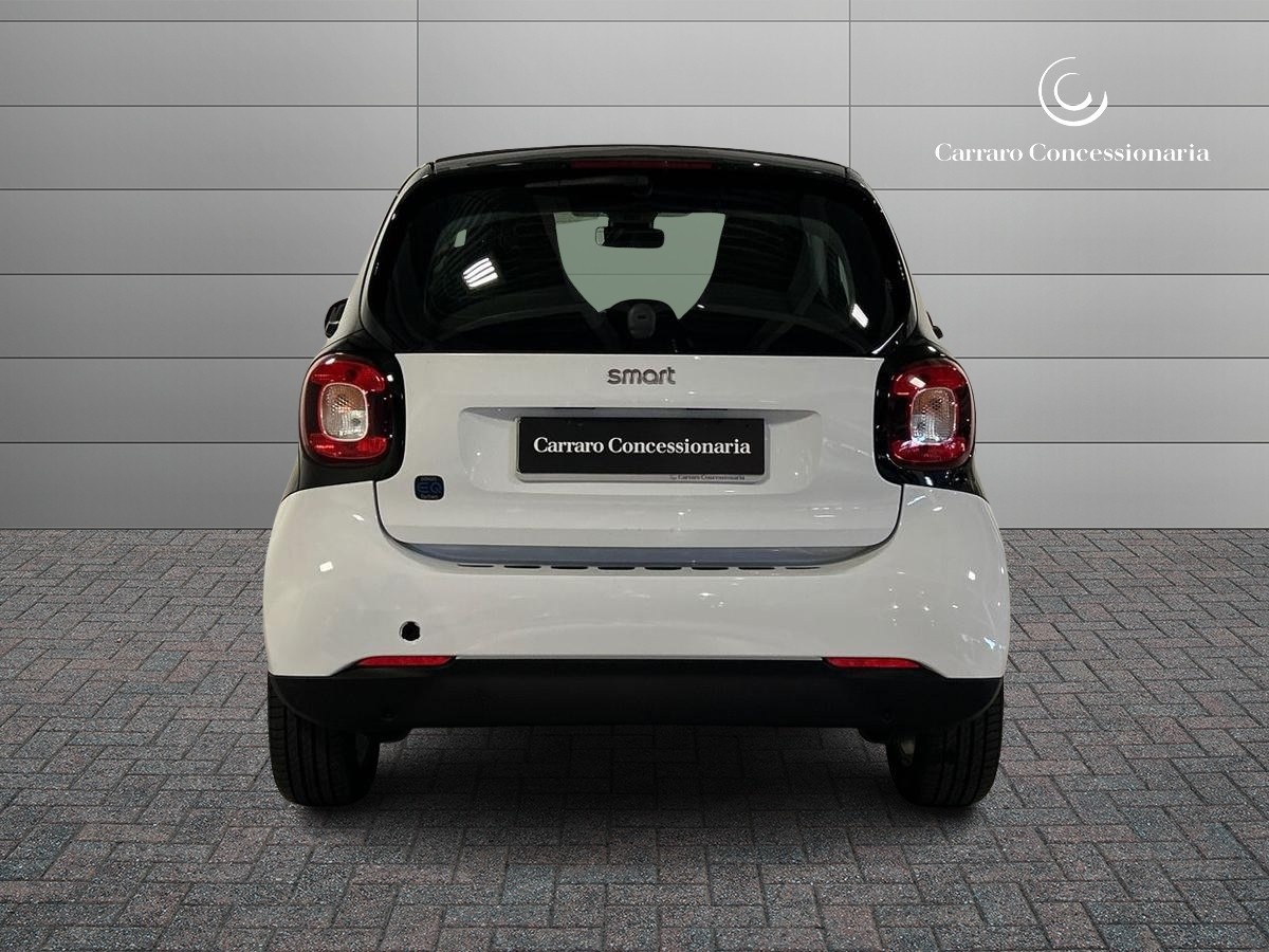 smart fortwo fortwo 4,6kW EQ Pure - 4