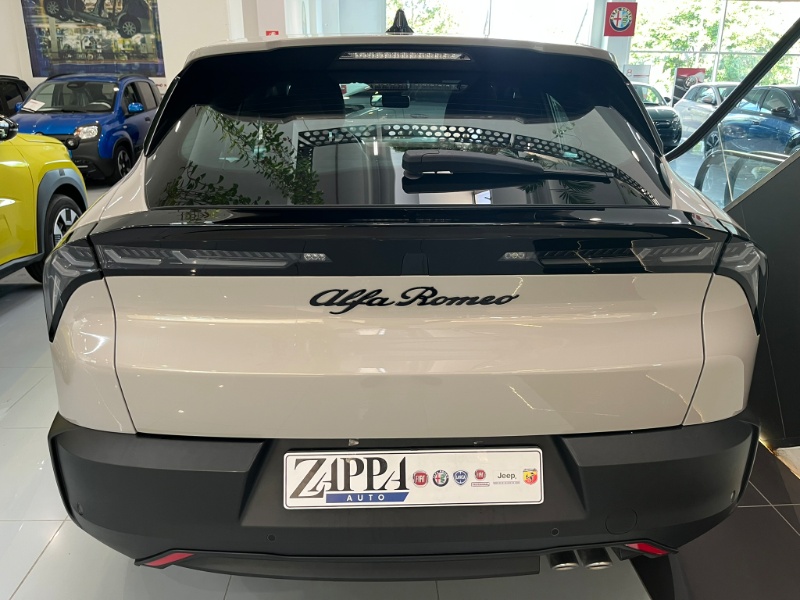 ALFA ROMEO – Junior 1.2 136 CV Hybrid eDCT6