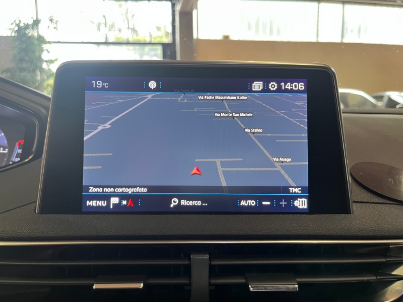 PEUGEOT – 3008 PureTech Turbo 130 S&S EAT8 Allure