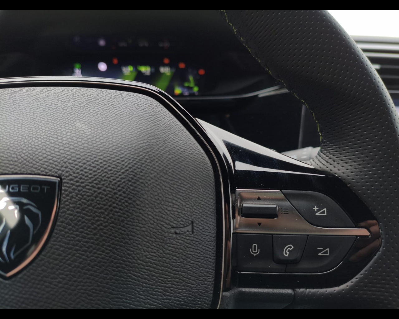 Foto PEUGEOT 308 SW 1.5 bluehdi GT s&s 130cv eat8 N1