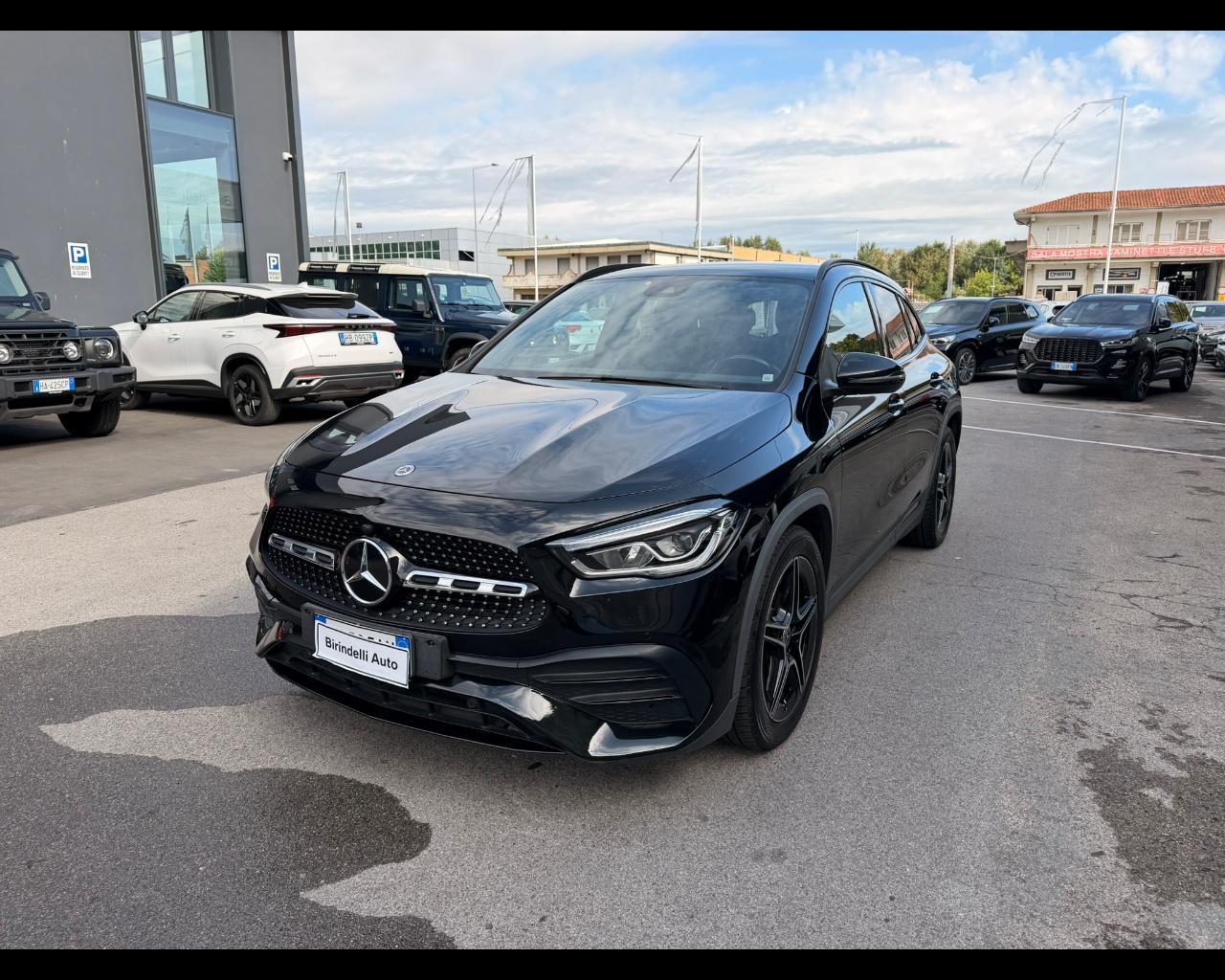MERCEDES-BENZ GLA