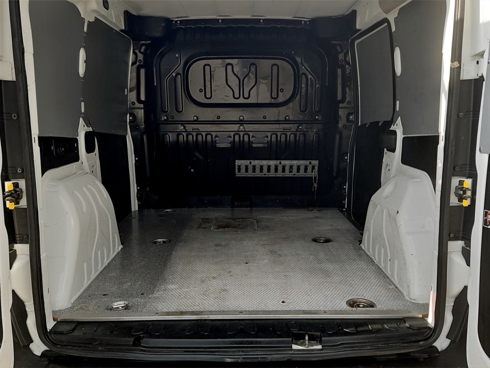 FIAT Doblo cargo 1.6 mjt 16v SX 105cv E6 Diesel Usato - 8