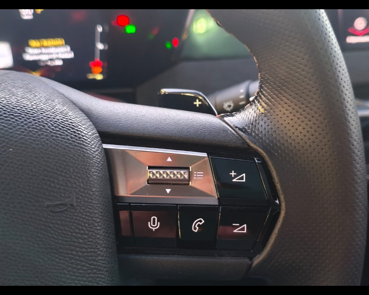 Foto DS DS4 1.2 puretech Performance Line+ 130cv auto