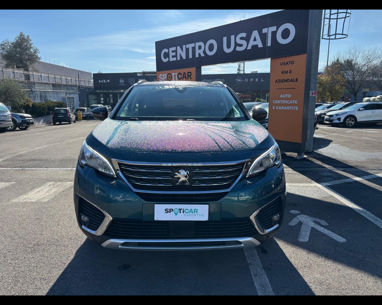 Foto PEUGEOT 5008 1.6 bluehdi Allure s&s 120cv 7p.ti eat6