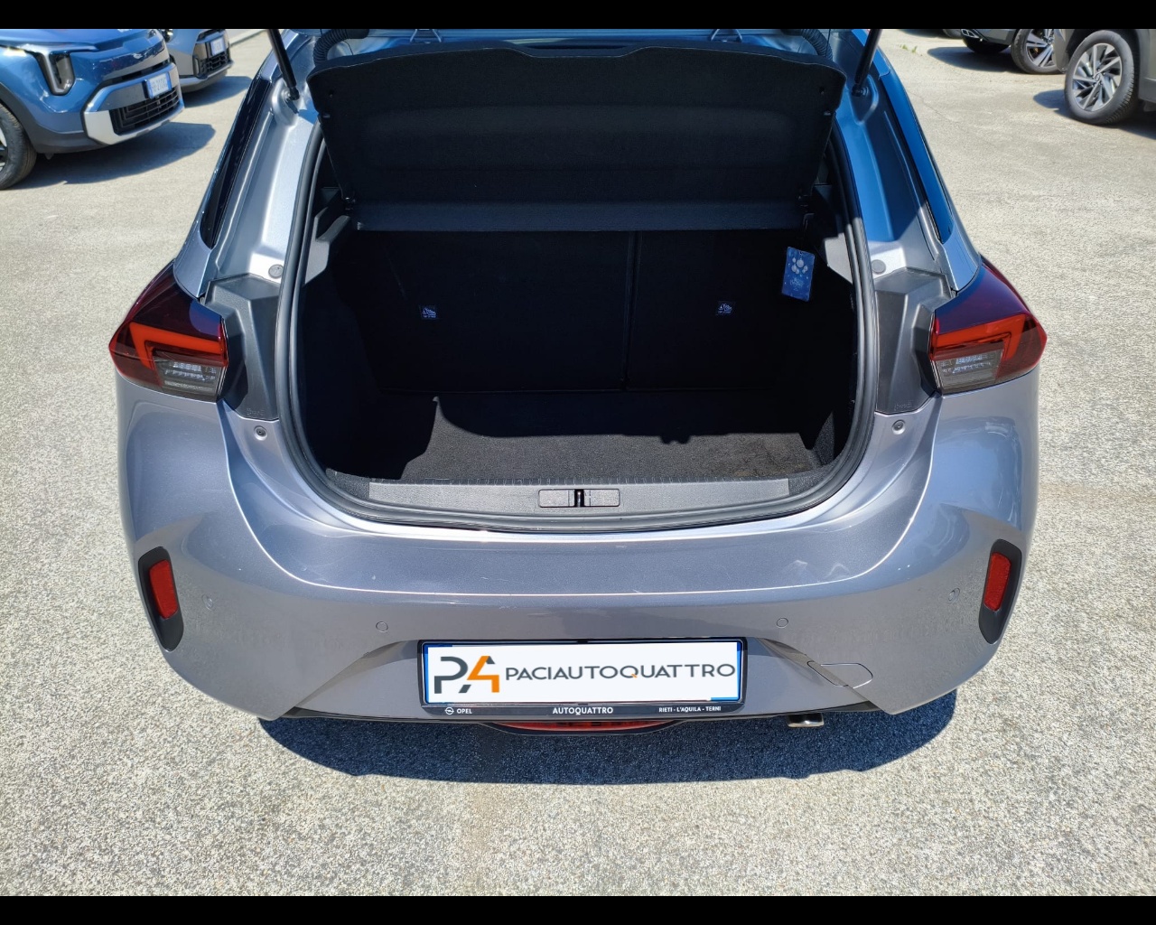 Foto OPEL Corsa 1.2 GS Line s&s 100cv at8