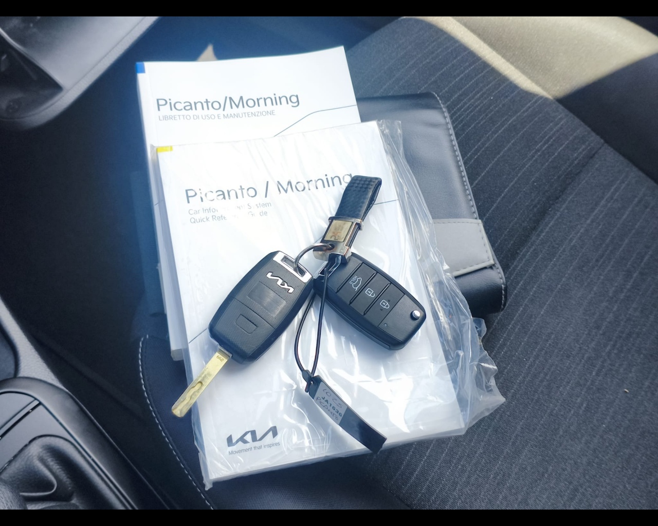 Foto KIA Picanto 1.0 dpi Urban Techno&Design Pack Gpl