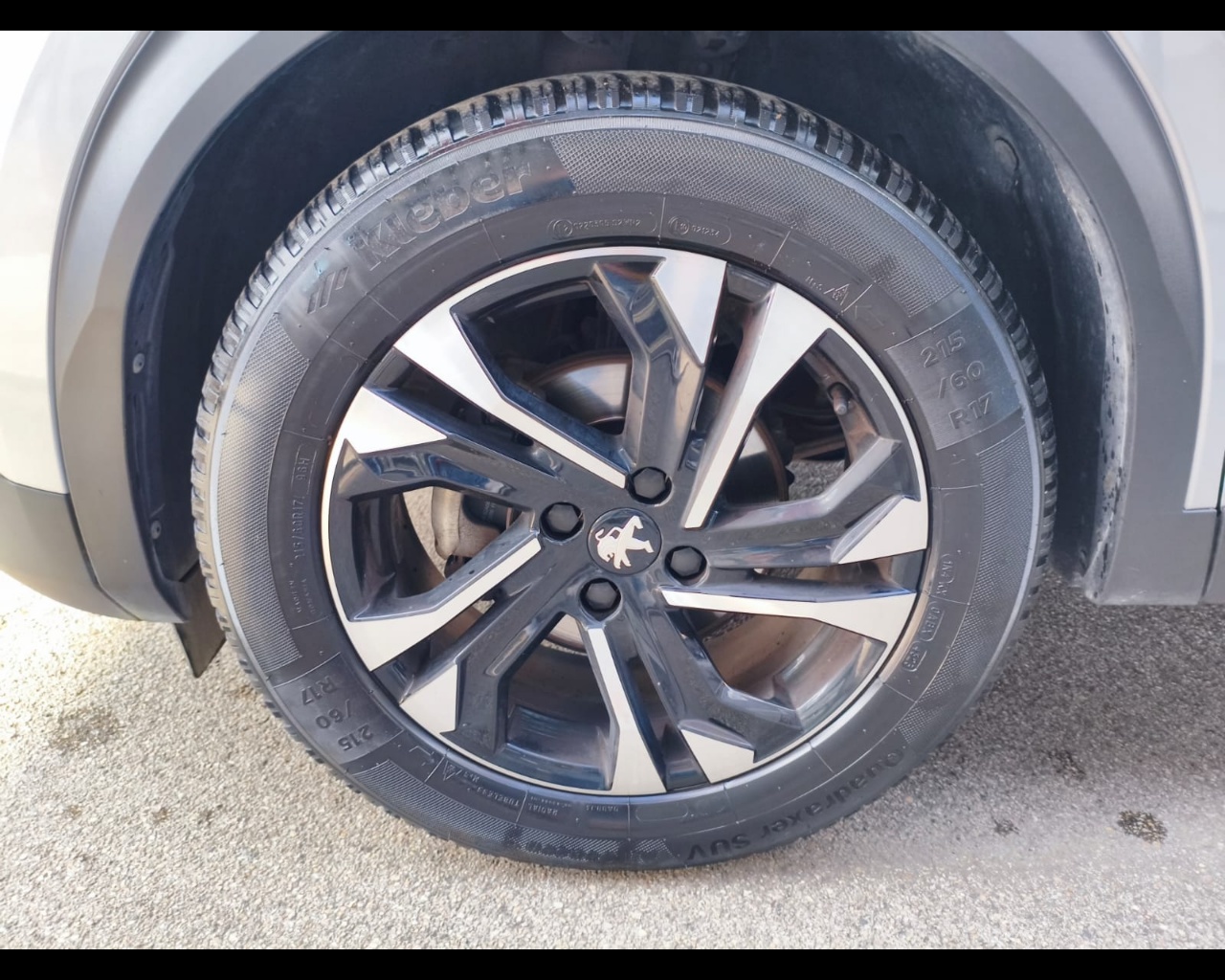 Foto PEUGEOT 2008 1.5 bluehdi Allure s&s 110cv