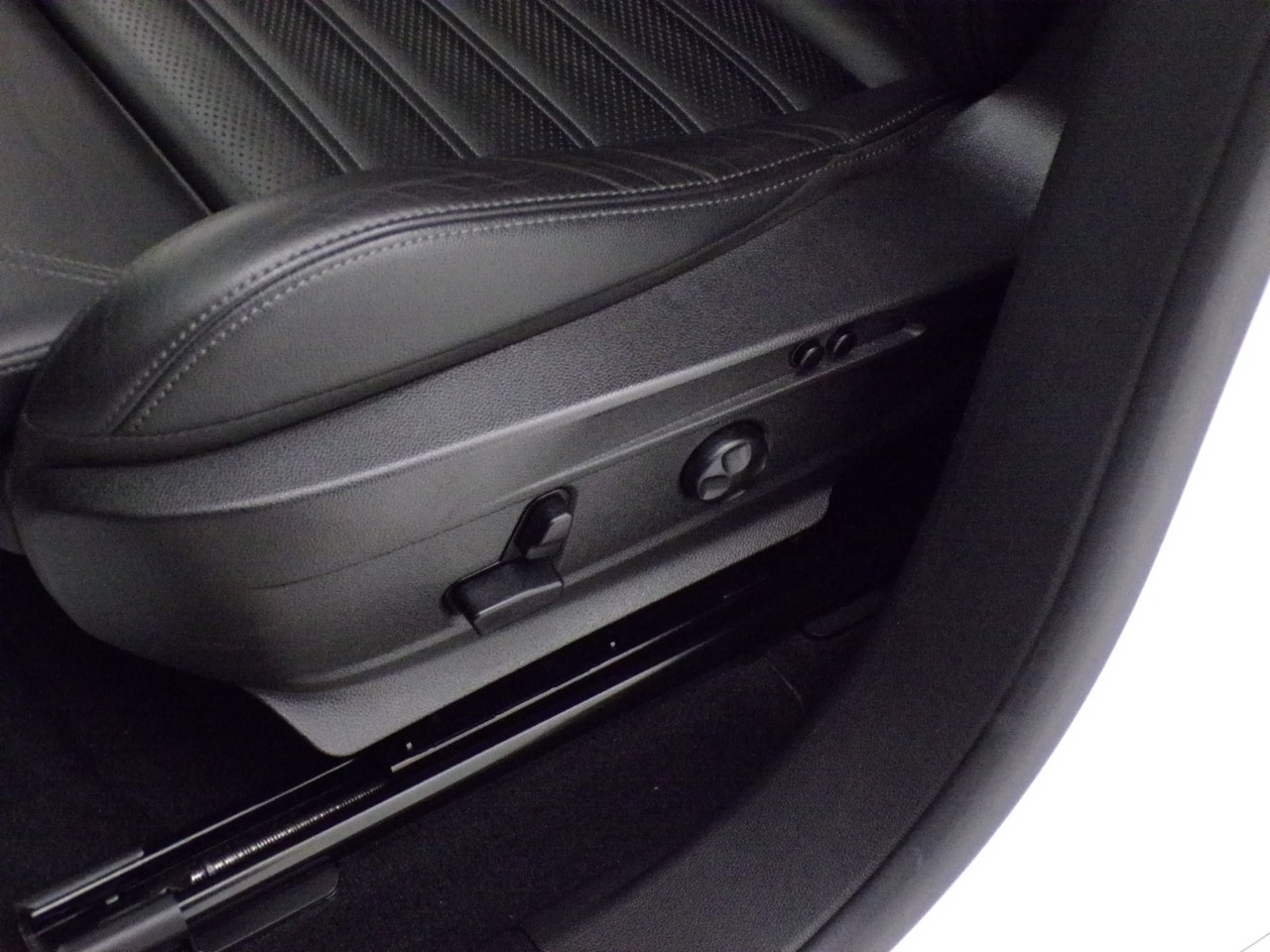 Alfa Romeo Stelvio Stelvio 2.2 Turbo 190cv Ti Q4 AT8 - 14