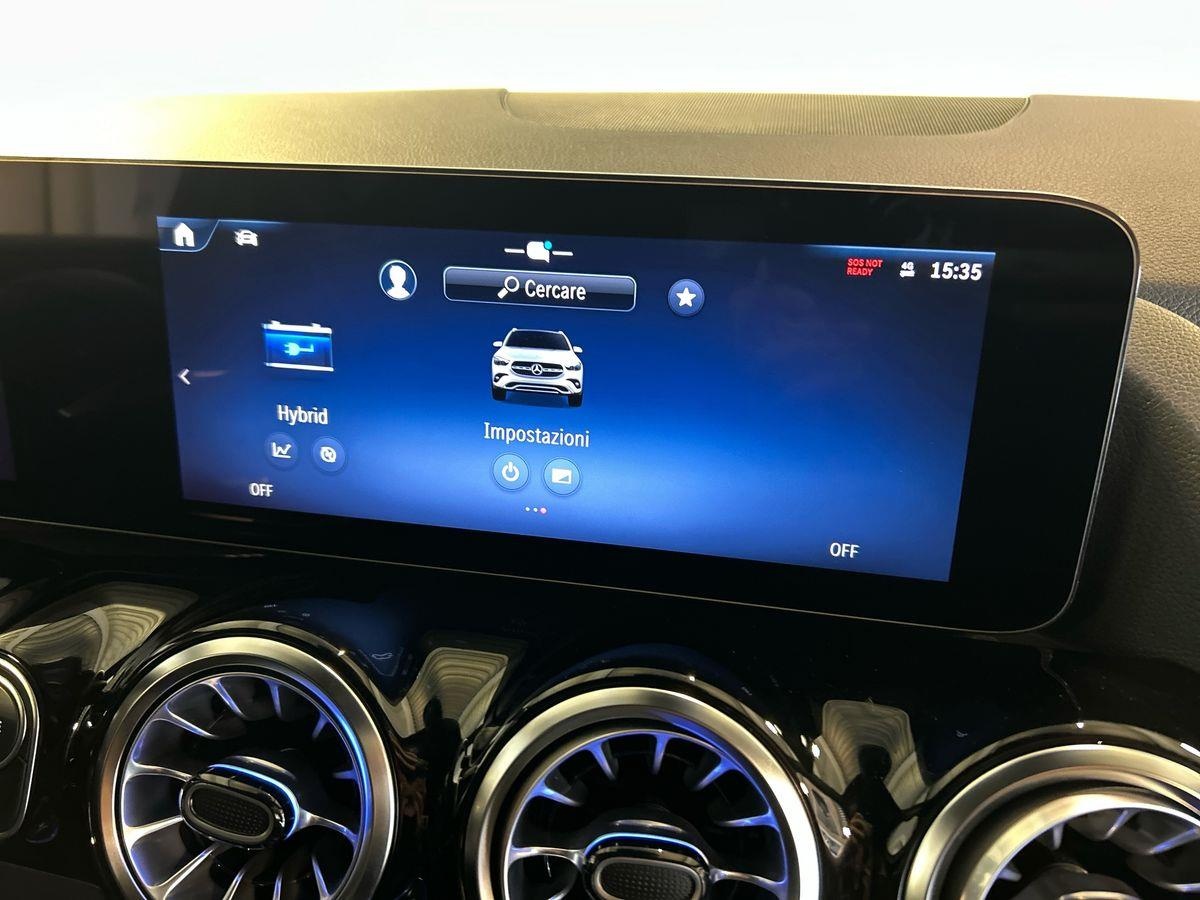 Mercedes  GLA 250 e Plug-In-Hybrid AMG Line Advanced Plus 8G-DCT - 12