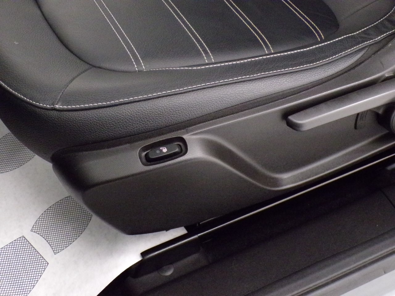 smart fortwo fortwo 22kW EQ racingrey - 14