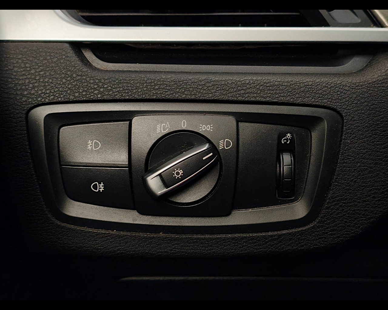 Foto BMW X1 sdrive18d xLine 