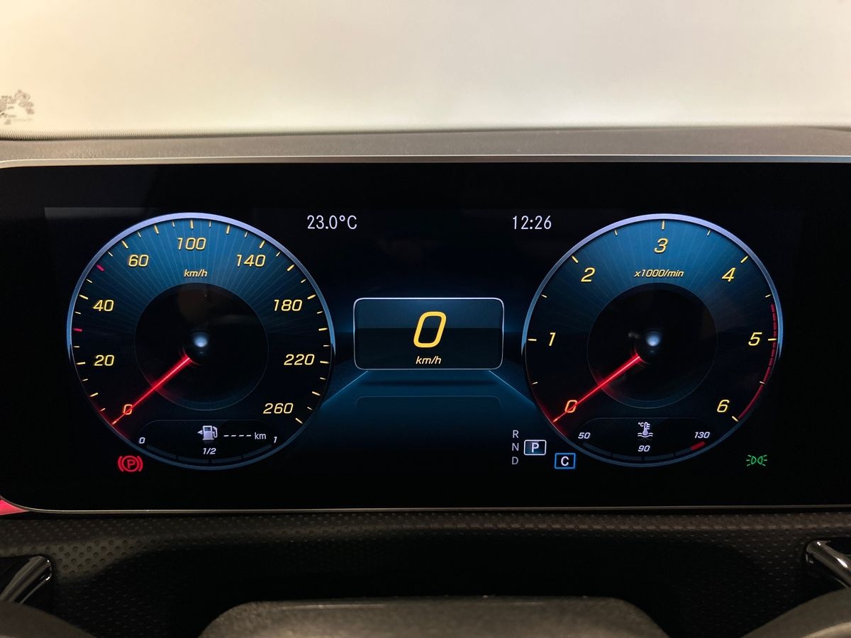 Mercedes Classe A Classe A 180 D Premium 7G-DCT - 13