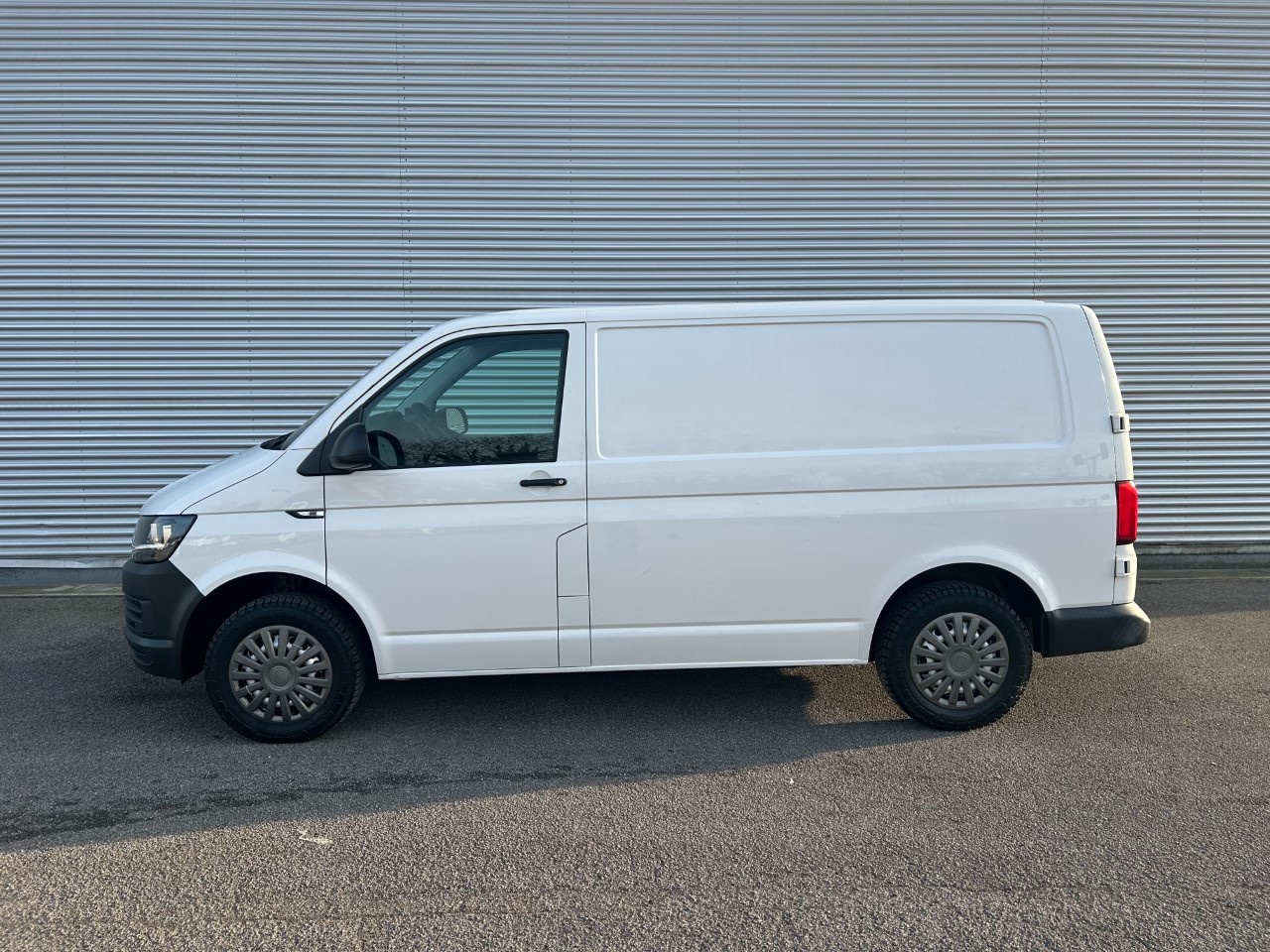 Volkswagen T6 Transporter transp.28 2.0 tdi 150cv business p.c. E6 - 6