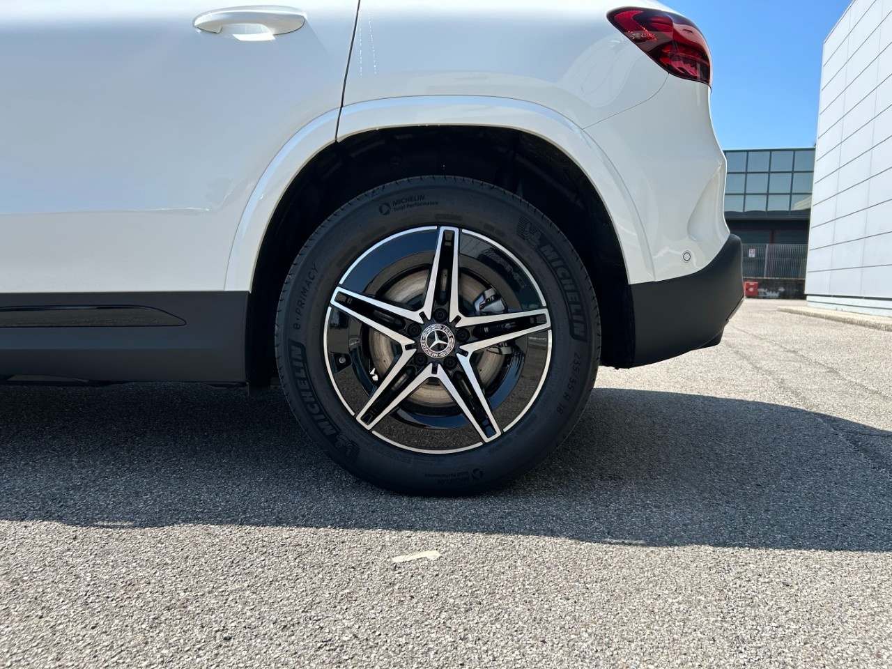 Mercedes EQA EQA 250+ AMG Line Advanced - 13