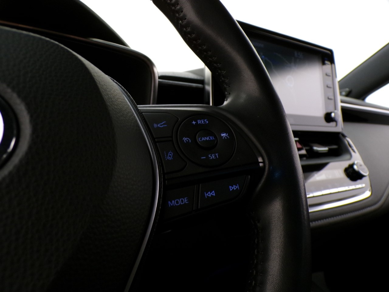 Toyota Corolla Corolla 2.0 Hybrid Lounge CVT - 17