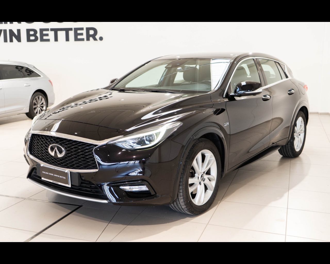 INFINITI Q30
