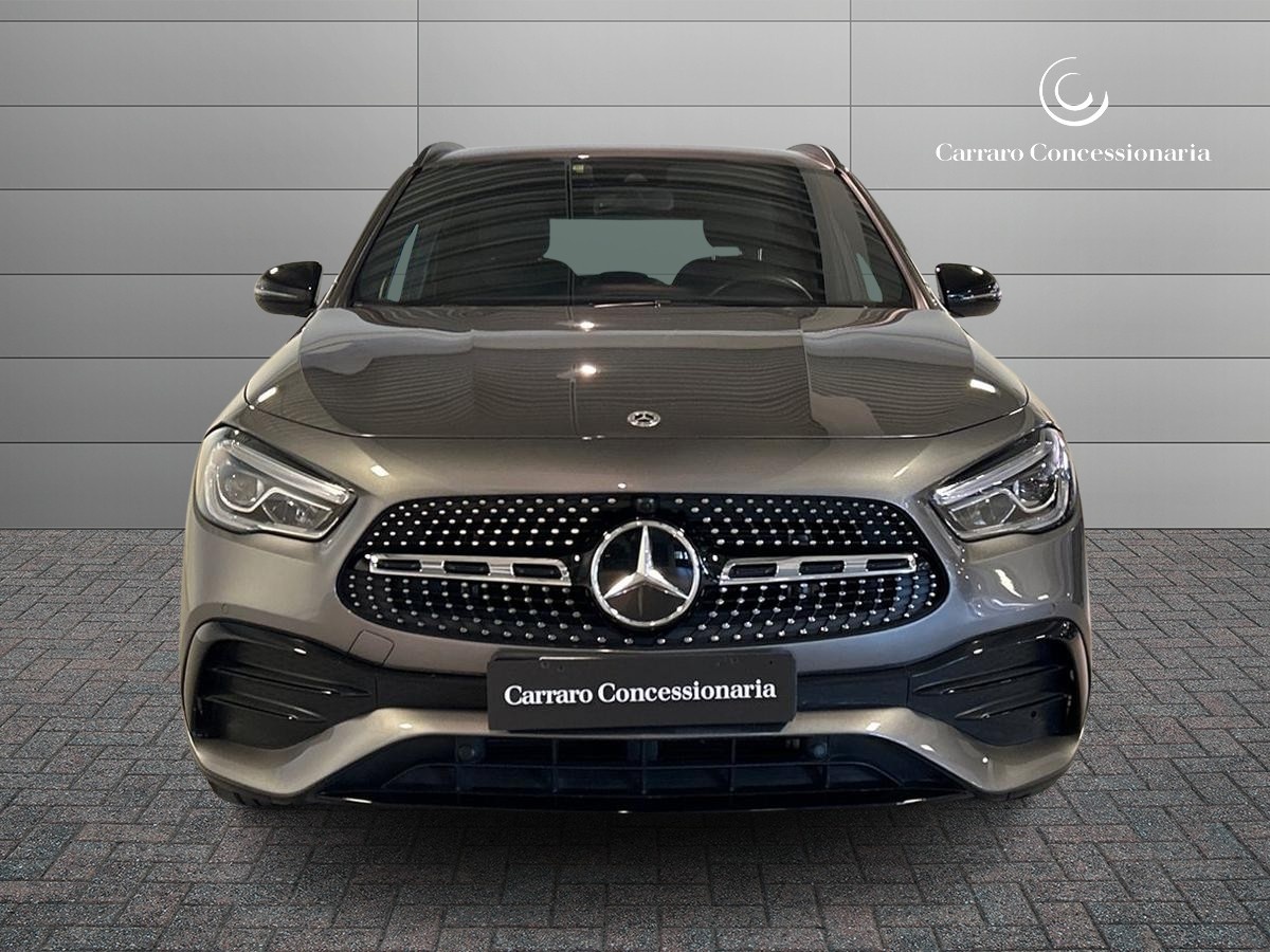 Mercedes GLA GLA 180 D Premium 8G-DCT - 3