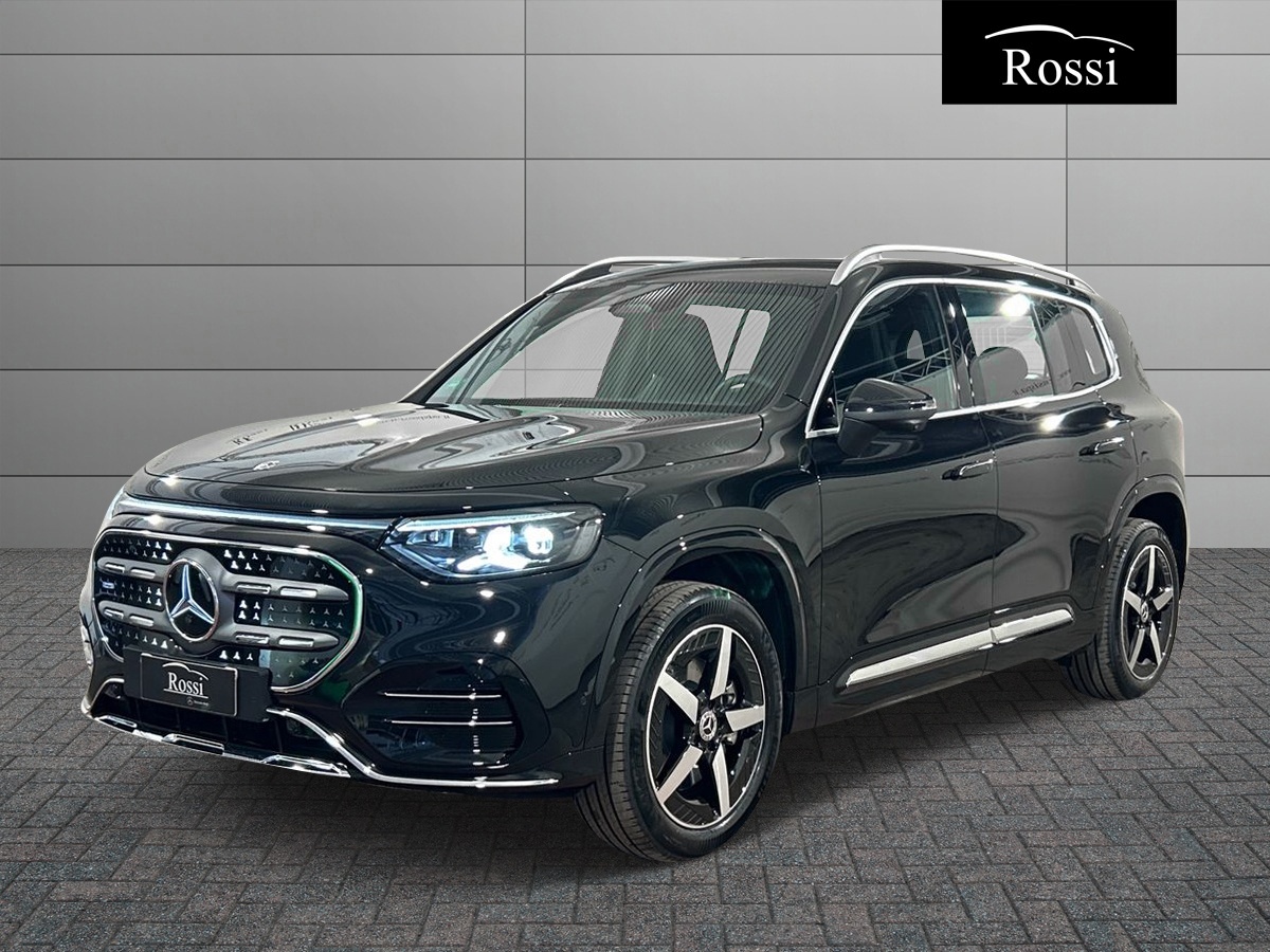 Mercedes-Benz GLB 250+ con tecnologia EQ