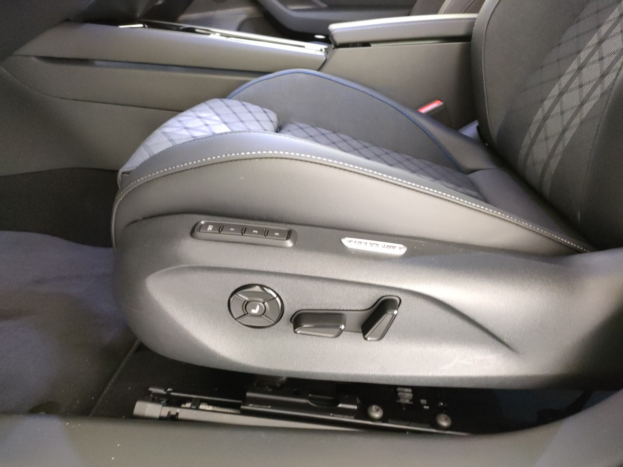 Volkswagen Passat KM0 2026 Passat Parma