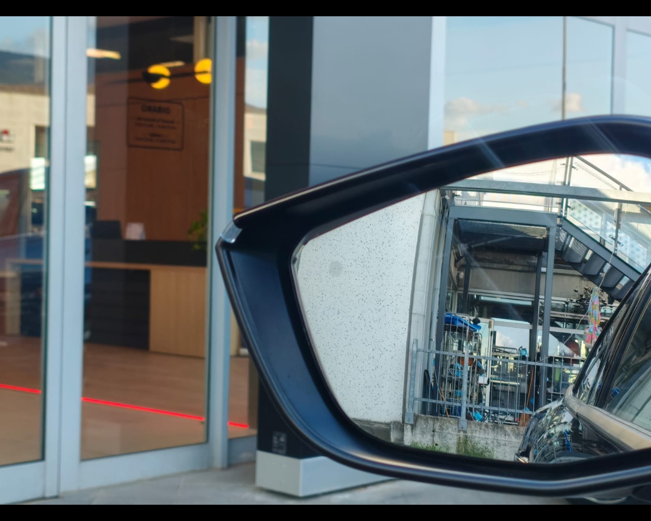 Foto CITROEN C4 1.2 hybrid Max 136cv e-dcs6