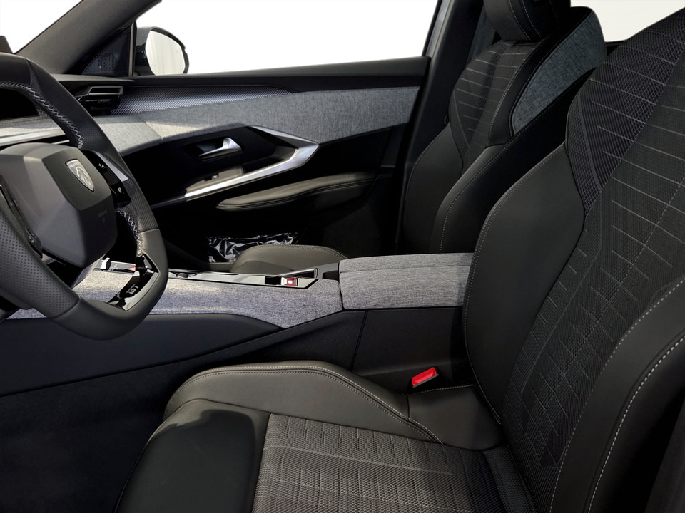 PEUGEOT 5008 Hybrid 145 e-DCS6 GT Ibrida km0 - 6