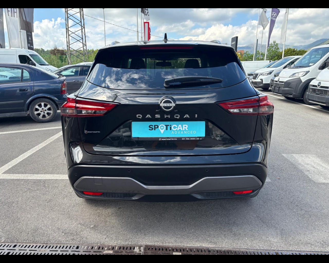 Foto NISSAN Qashqai 1.3 mhev N-Connecta 2wd 140cv