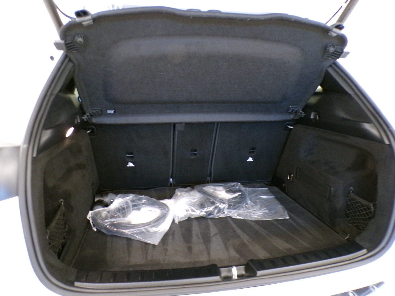 Mercedes  GLA 250 e Plug-In-Hybrid AMG Line Advanced Plus 8G-DCT - 9