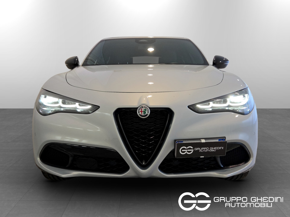 ALFA ROMEO Stelvio 2.2 t Veloce Q4 210cv auto Diesel usato - 3