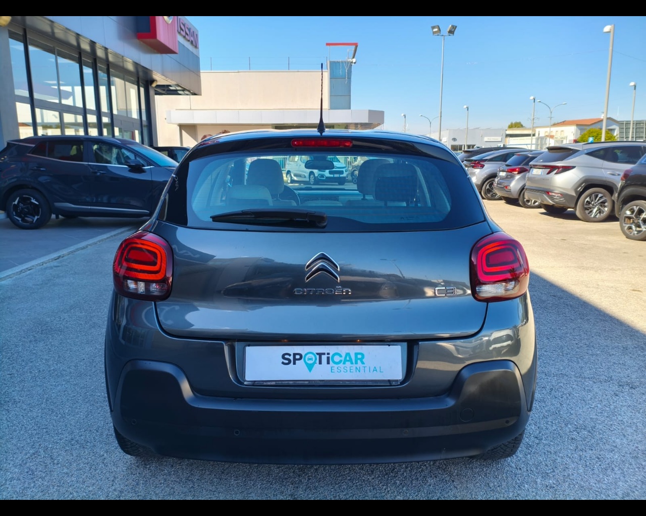 Foto CITROEN C3 1.6 bluehdi Shine s&s 75cv